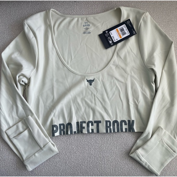 Project Rock - Under Armour workout top - Picture 2 of 4